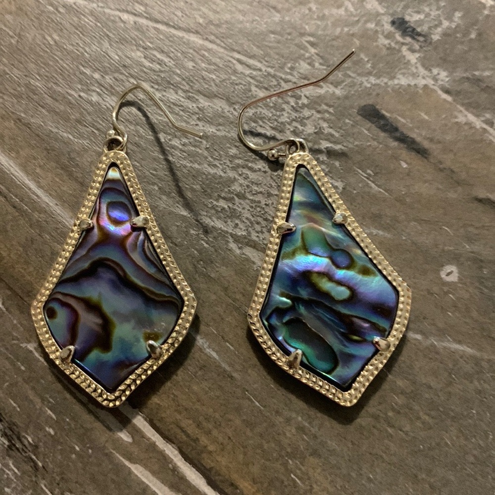 Kendra Scott Earrings (Worn 1 x) Will not come with backings or KS bag